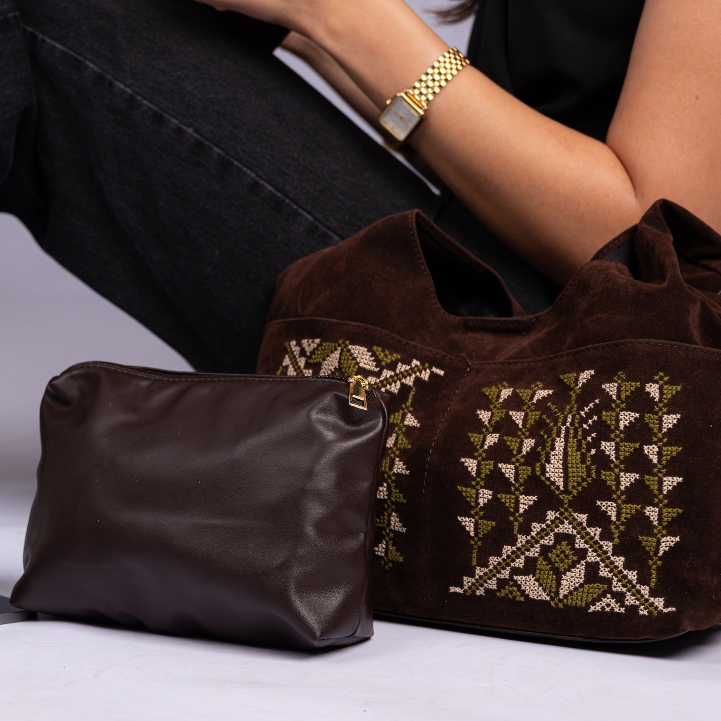 AZHAR handbag | جزدان أزهار