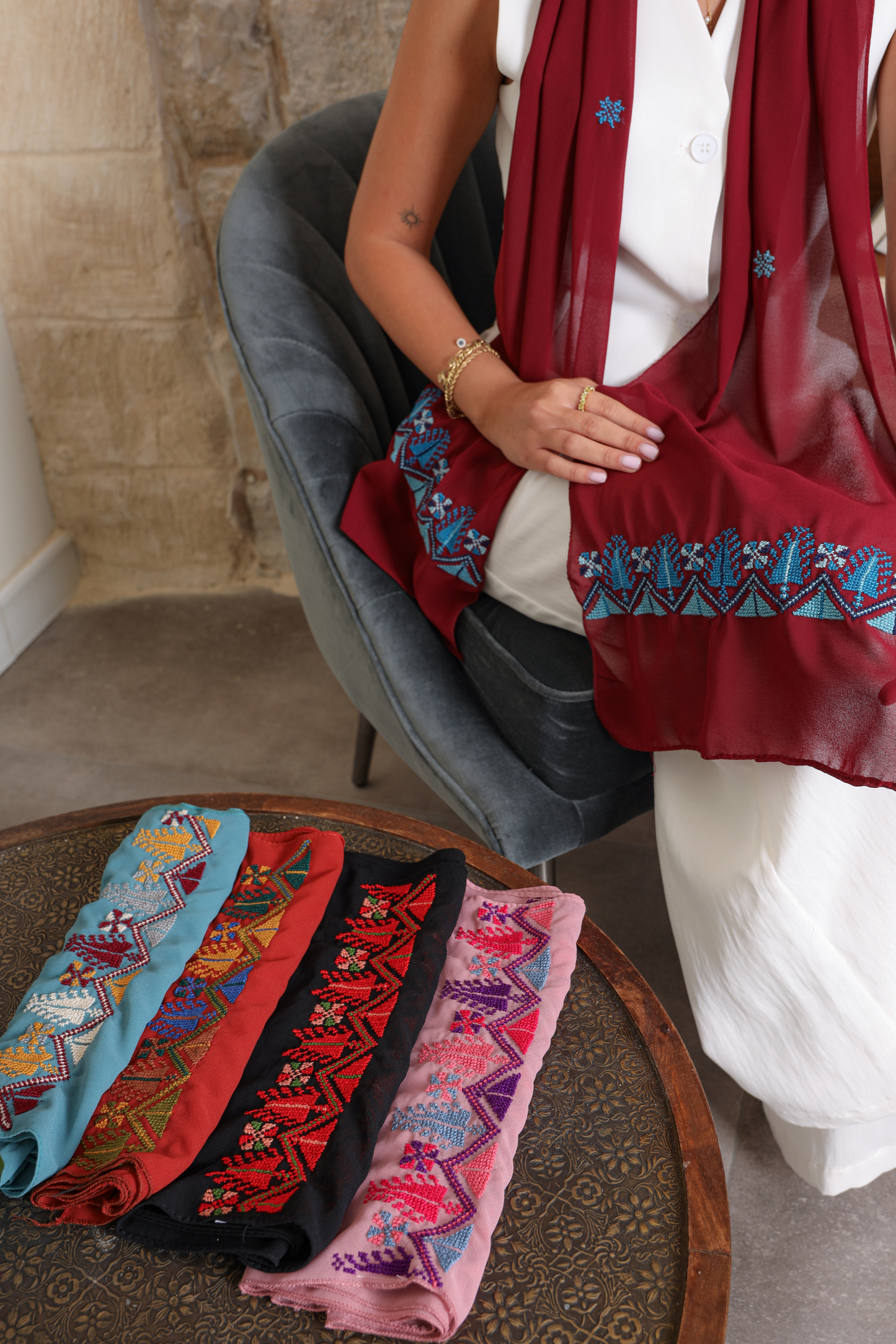 Yasmeen shawl